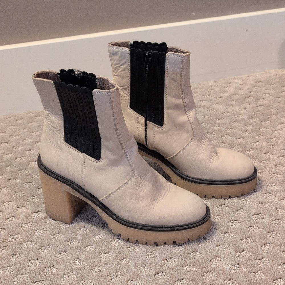 Free People James Chelsea Boot Leather Cream Colored Healed Platform